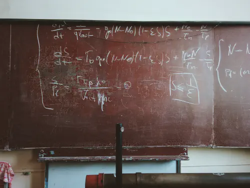 Unschärferelation im Bohrschen Atommodell